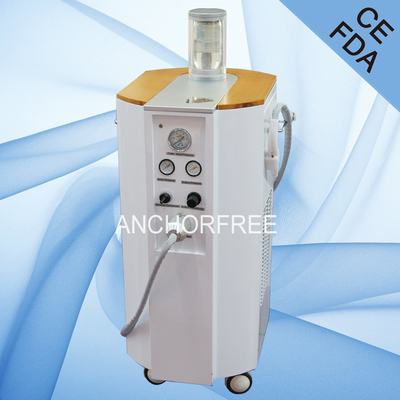 La machine faciale de beauté de l'oxygène de machine d'infusion de jet d'eau améliorent la peau allergique
